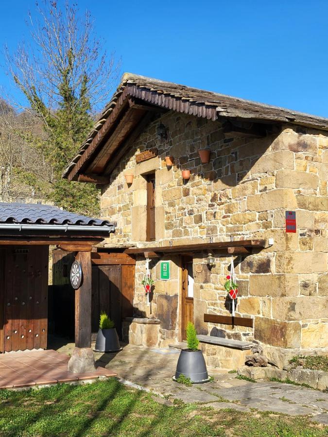 Cabana Pasiega La Quemada San Pedro Del Romeral Εξωτερικό φωτογραφία